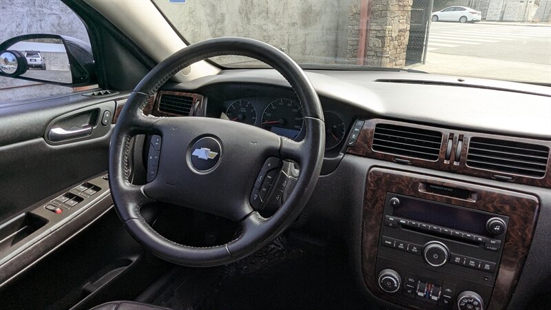 2014 Chevrolet Impala Limited LTZ Fleet - Photo 22 - Canyon Country, CA 91351