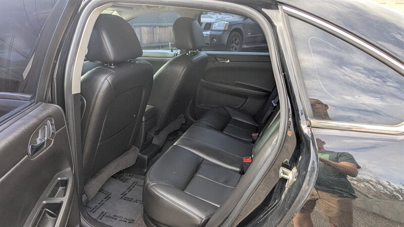 2014 Chevrolet Impala Limited LTZ Fleet - Photo 17 - Canyon Country, CA 91351