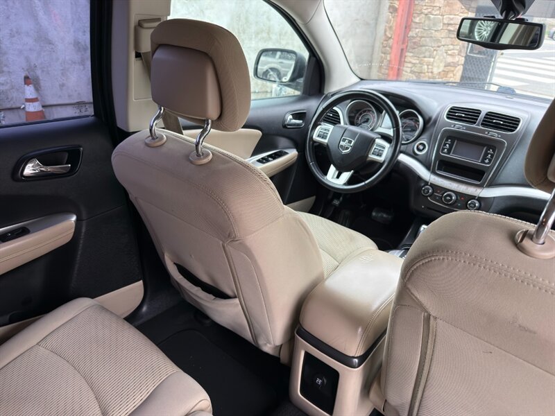 2015 Dodge Journey American Value Package - Photo 14 - Canyon Country, CA 91351