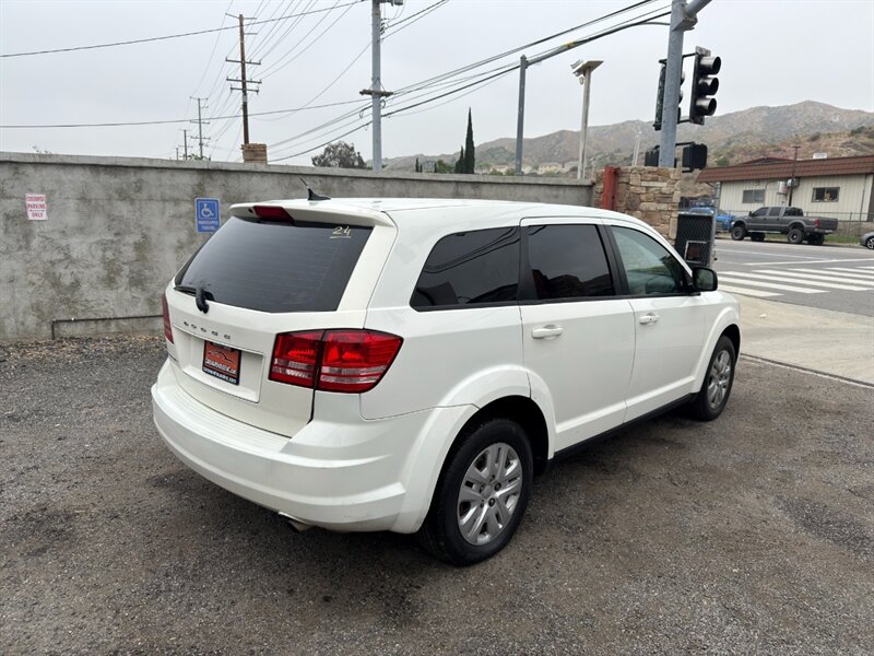 2015 Dodge Journey American Value Package - Photo 5 - Canyon Country, CA 91351