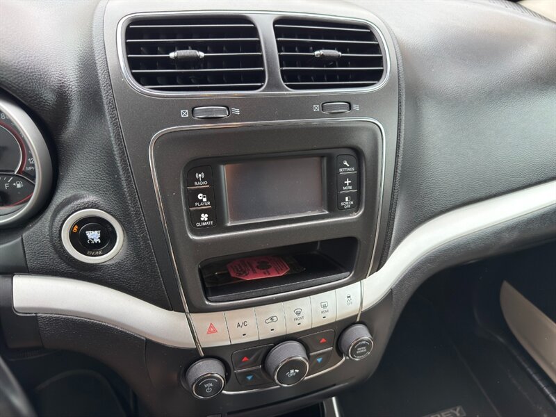 2015 Dodge Journey American Value Package - Photo 17 - Canyon Country, CA 91351