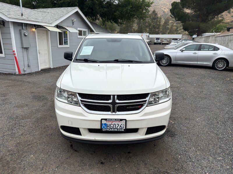 2015 Dodge Journey American Value Package - Photo 8 - Canyon Country, CA 91351