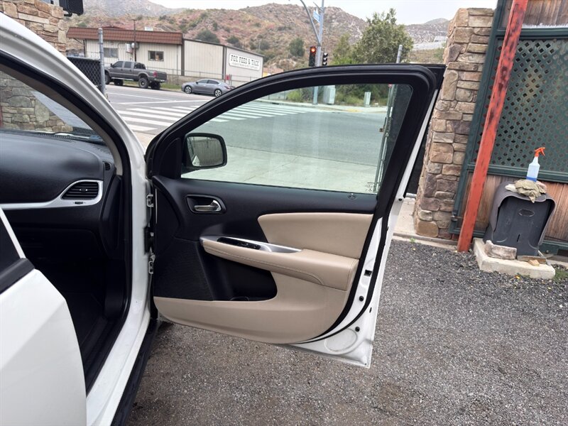 2015 Dodge Journey American Value Package - Photo 24 - Canyon Country, CA 91351