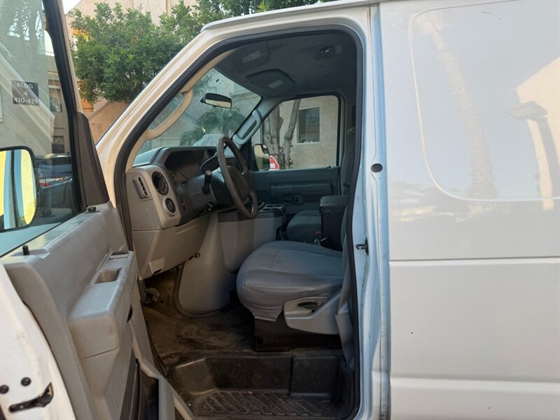 2012 Ford E-150 - Photo 19 - Canyon Country, CA 91351