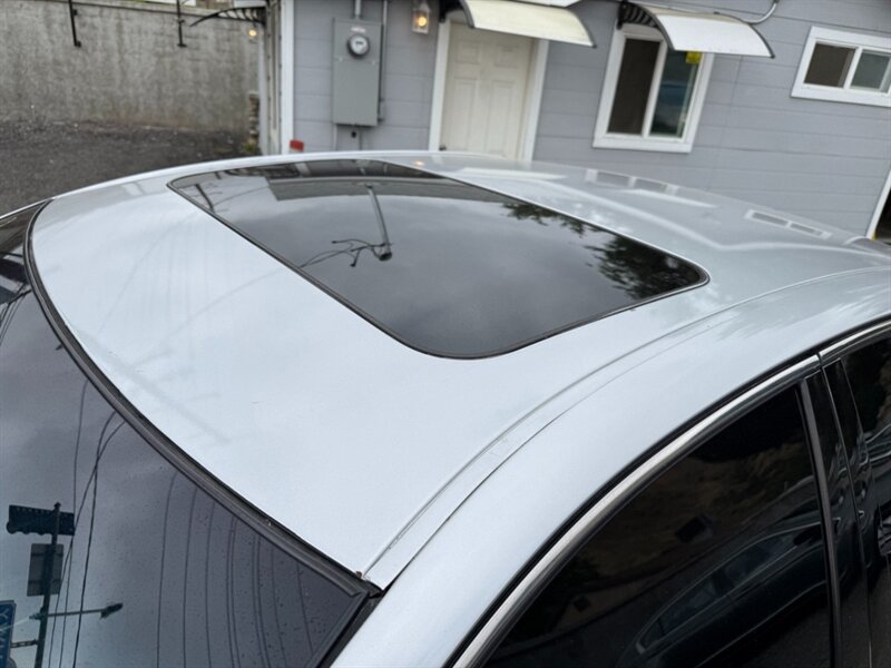 2002 Lexus ES 300 - Photo 11 - Canyon Country, CA 91351