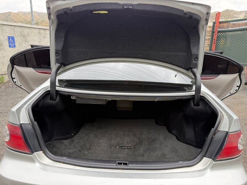 2002 Lexus ES 300 - Photo 38 - Canyon Country, CA 91351