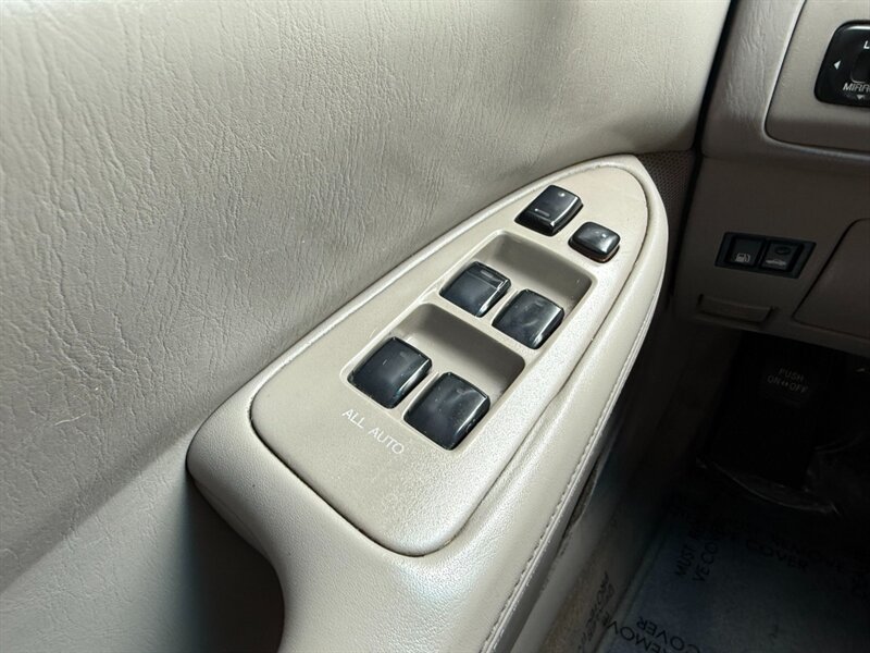 2002 Lexus ES 300 - Photo 32 - Canyon Country, CA 91351