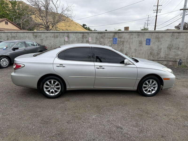 2002 Lexus ES 300 - Photo 6 - Canyon Country, CA 91351