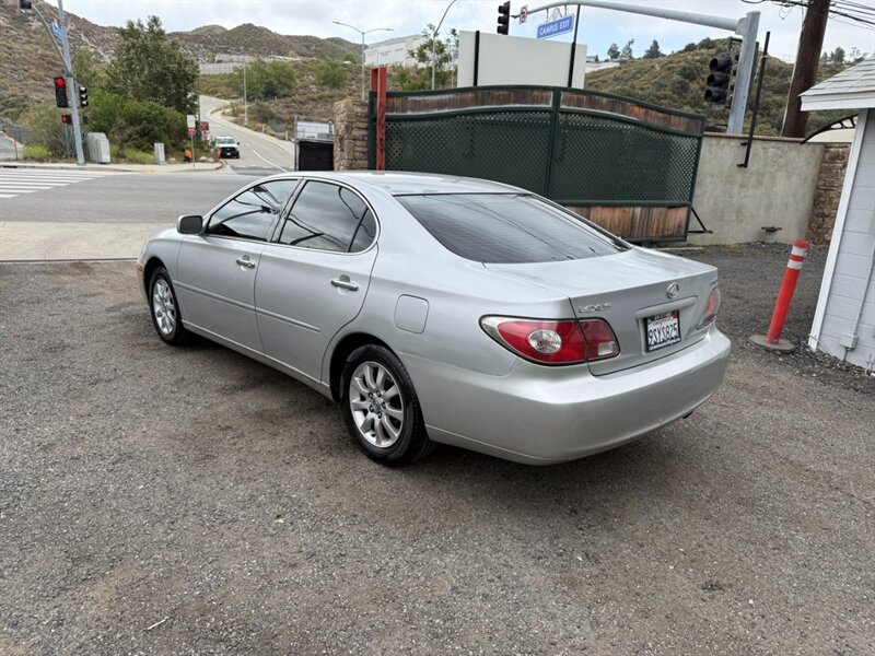 2002 Lexus ES 300 - Photo 3 - Canyon Country, CA 91351