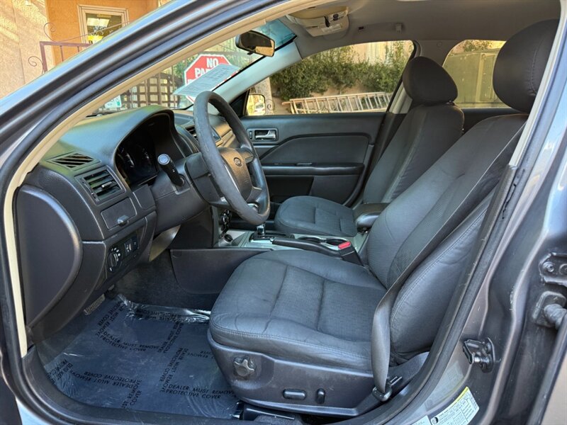 2012 Ford Fusion SE - Photo 10 - Canyon Country, CA 91351