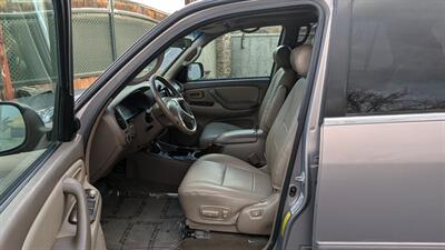 2002 Toyota Sequoia Limited   - Photo 24 - Canyon Country, CA 91351