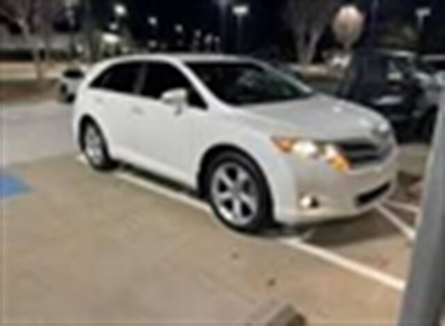 2011 Toyota Venza FWD V6   - Photo 1 - Canyon Country, CA 91351