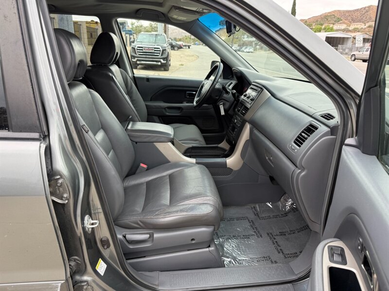2007 Honda Pilot EX-L EX-L 4dr SUV - Photo 12 - Canyon Country, CA 91351