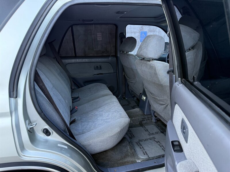 2000 Toyota 4Runner SR5 - Photo 19 - Canyon Country, CA 91351