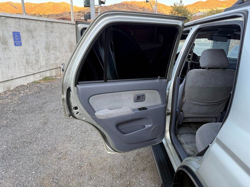2000 Toyota 4Runner SR5 - Photo 31 - Canyon Country, CA 91351