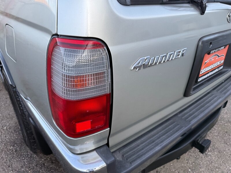 2000 Toyota 4Runner SR5 - Photo 13 - Canyon Country, CA 91351