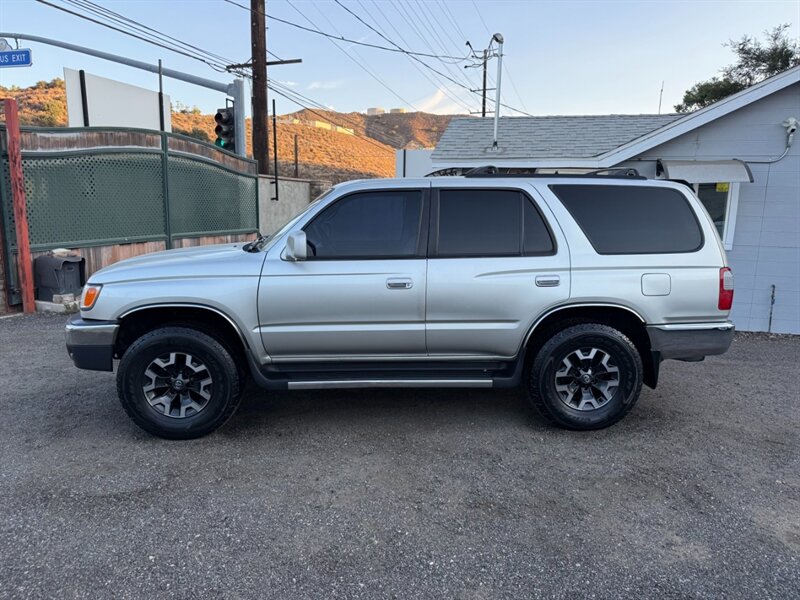 2000 Toyota 4Runner SR5 - Photo 3 - Canyon Country, CA 91351