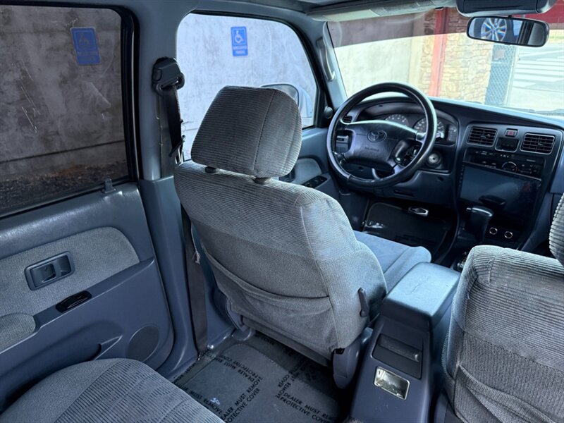 2000 Toyota 4Runner SR5 - Photo 20 - Canyon Country, CA 91351