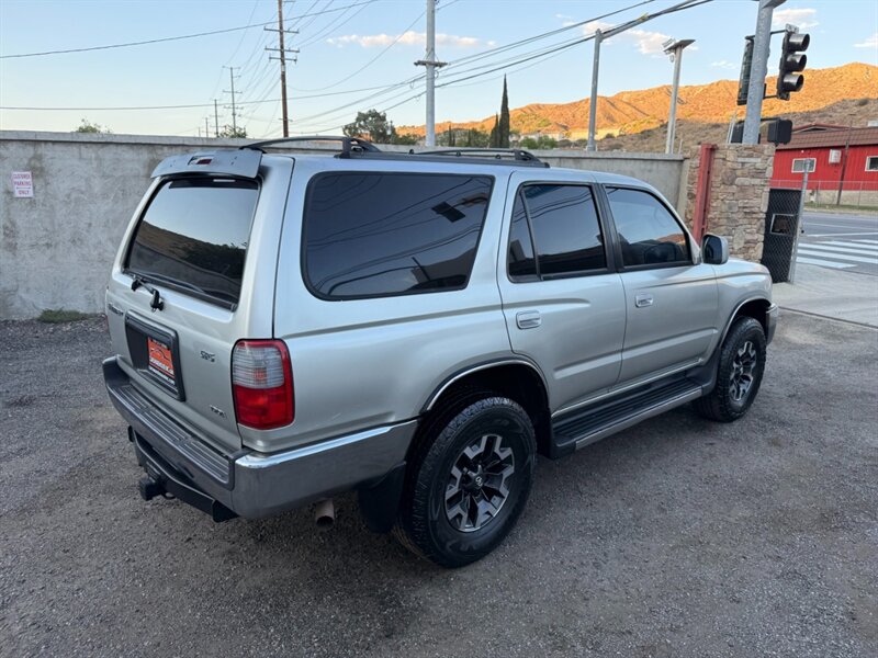 2000 Toyota 4Runner SR5 - Photo 6 - Canyon Country, CA 91351