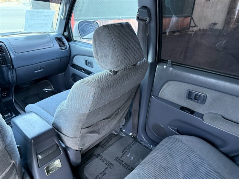 2000 Toyota 4Runner SR5 - Photo 21 - Canyon Country, CA 91351
