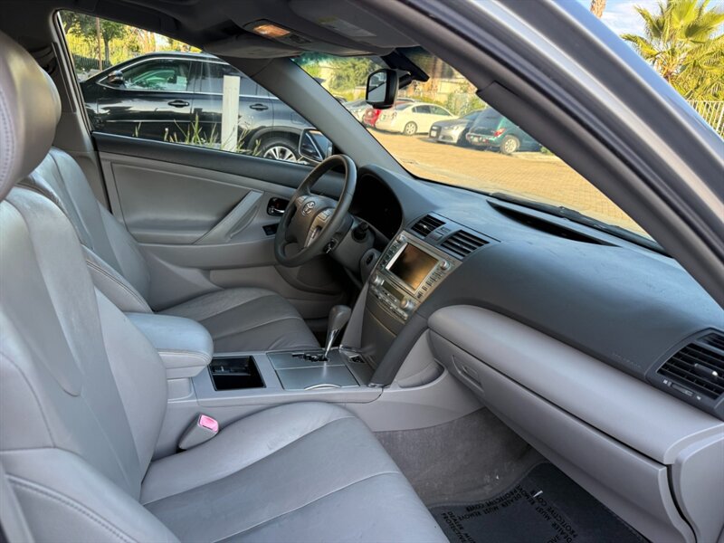 2007 Toyota Camry Hybrid - Photo 18 - Canyon Country, CA 91351