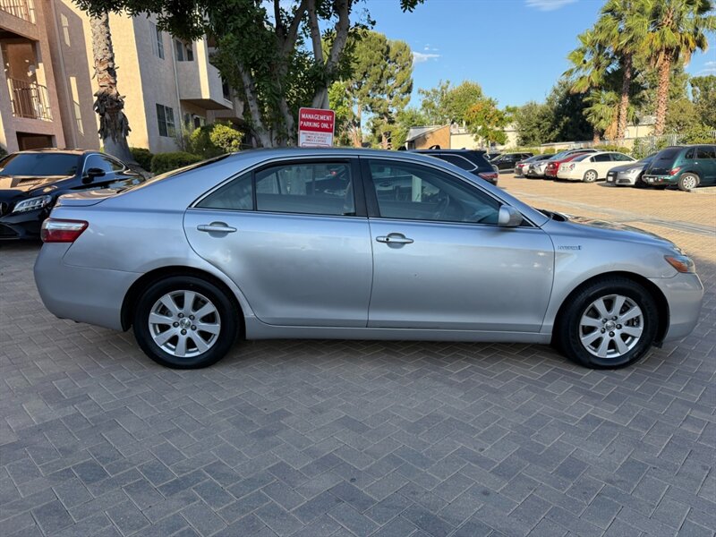2007 Toyota Camry Hybrid - Photo 8 - Canyon Country, CA 91351