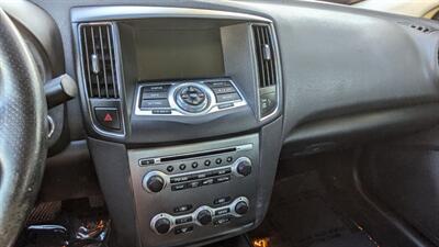 2011 Nissan Maxima 3.5 S   - Photo 39 - Canyon Country, CA 91351