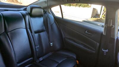 2011 Nissan Maxima 3.5 S   - Photo 28 - Canyon Country, CA 91351