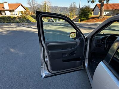 2003 Ford Explorer XLT   - Photo 45 - Canyon Country, CA 91351