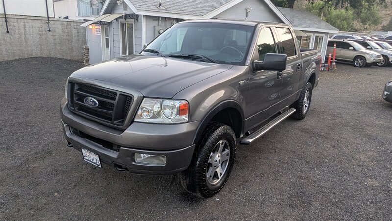 2004 Ford F-150 XLT  