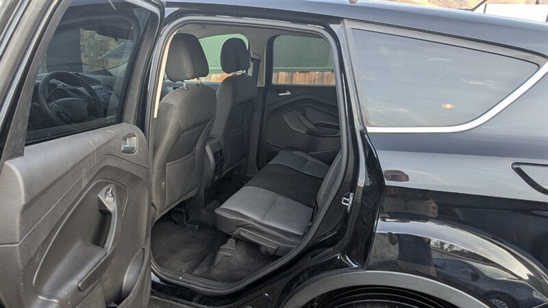 2017 Ford Escape SE - Photo 20 - Canyon Country, CA 91351