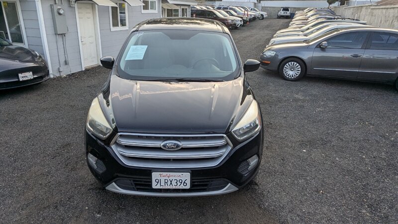 2017 Ford Escape SE - Photo 13 - Canyon Country, CA 91351