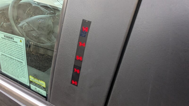 2017 Ford Escape SE - Photo 29 - Canyon Country, CA 91351