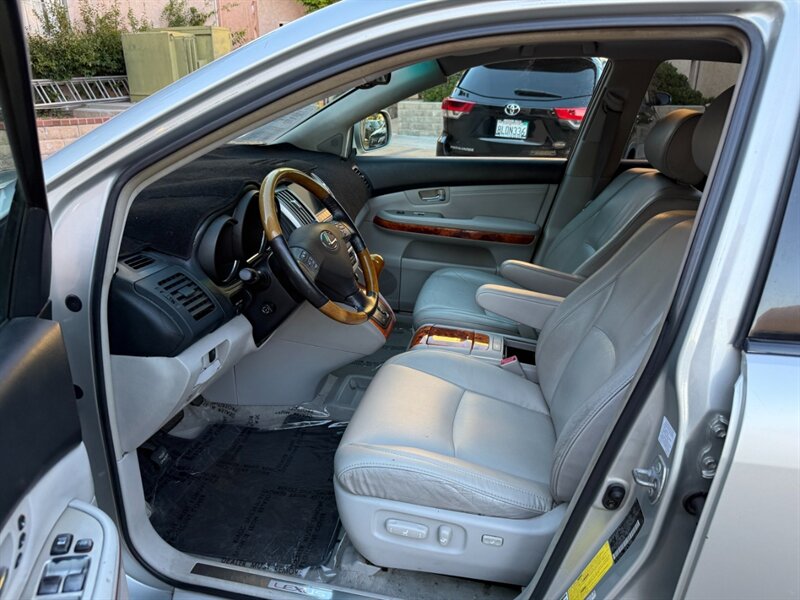 2005 Lexus RX 330 - Photo 12 - Canyon Country, CA 91351