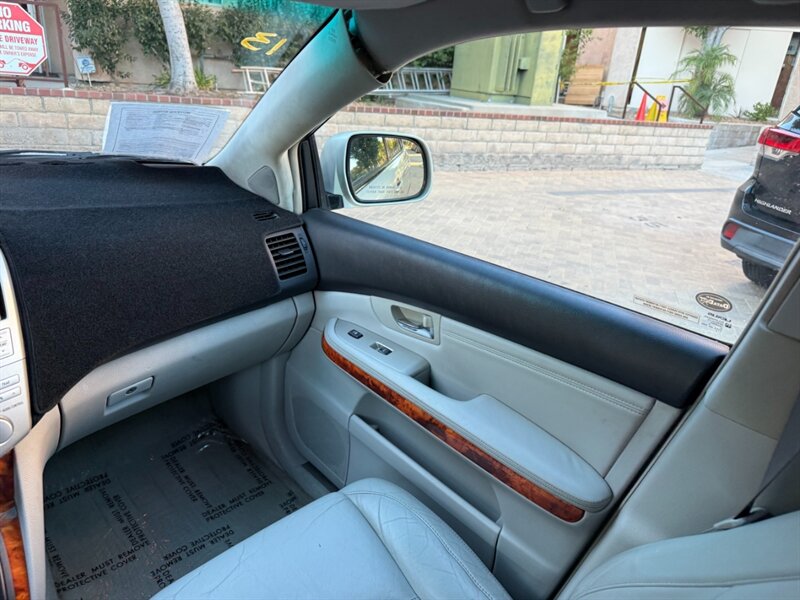 2005 Lexus RX 330 - Photo 21 - Canyon Country, CA 91351