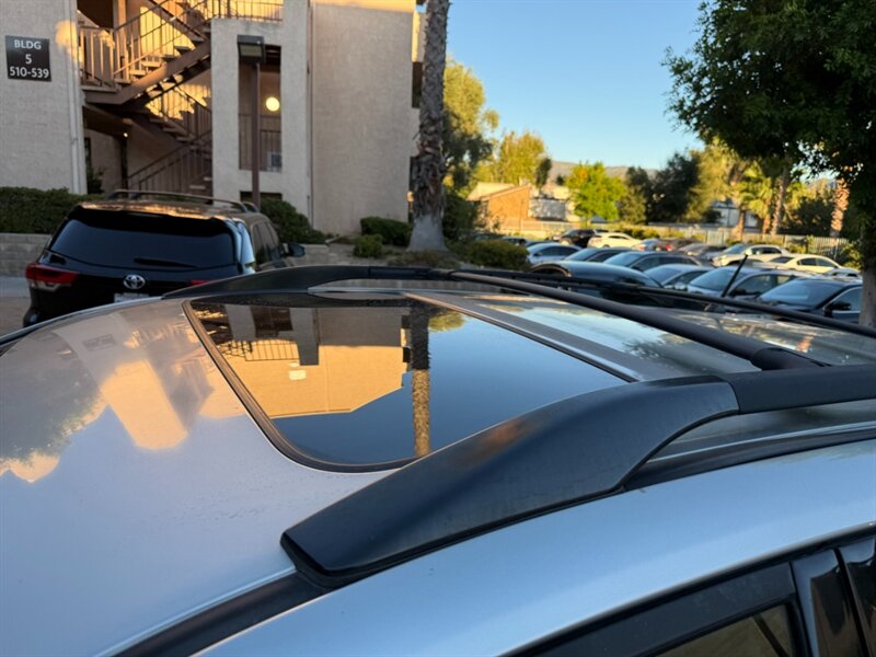 2005 Lexus RX 330 - Photo 9 - Canyon Country, CA 91351