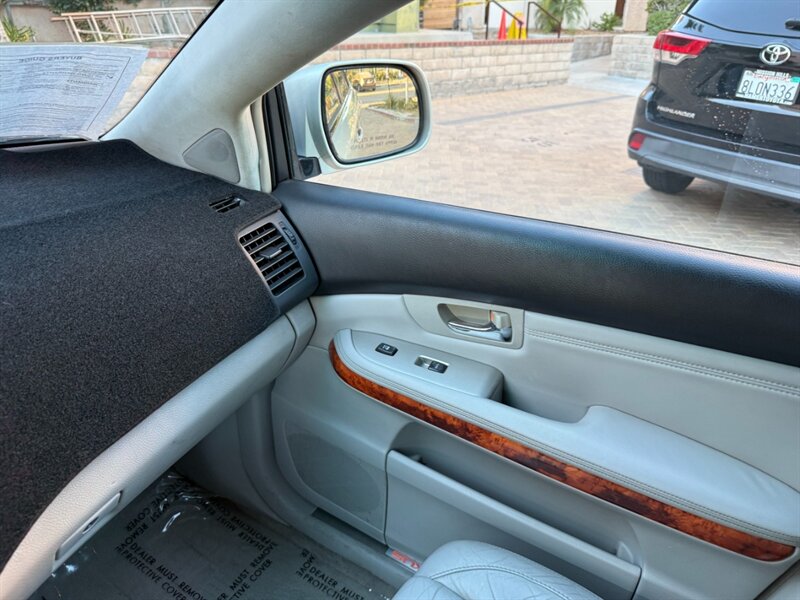 2005 Lexus RX 330 - Photo 26 - Canyon Country, CA 91351