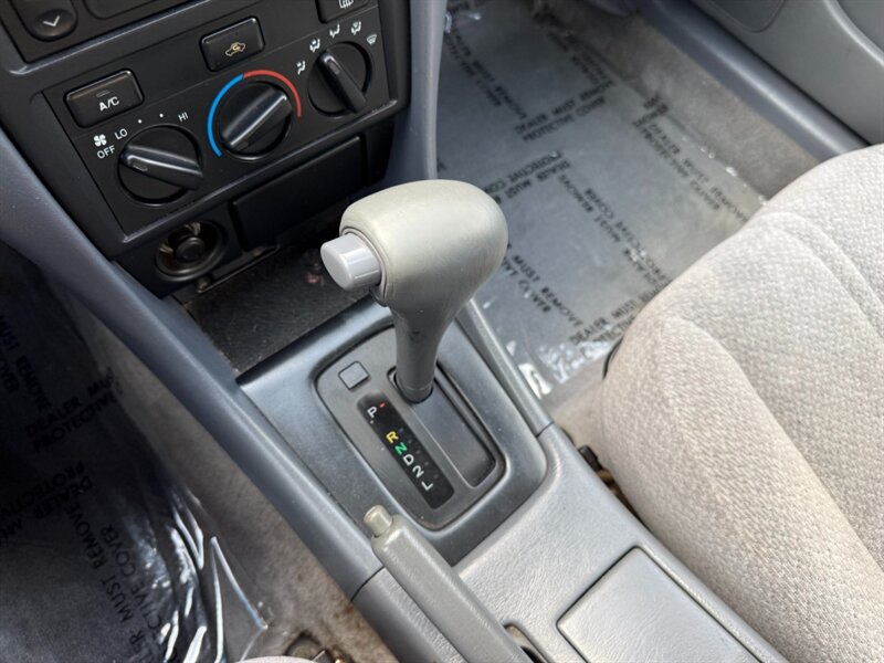 2000 Toyota Camry LE - Photo 25 - Canyon Country, CA 91351