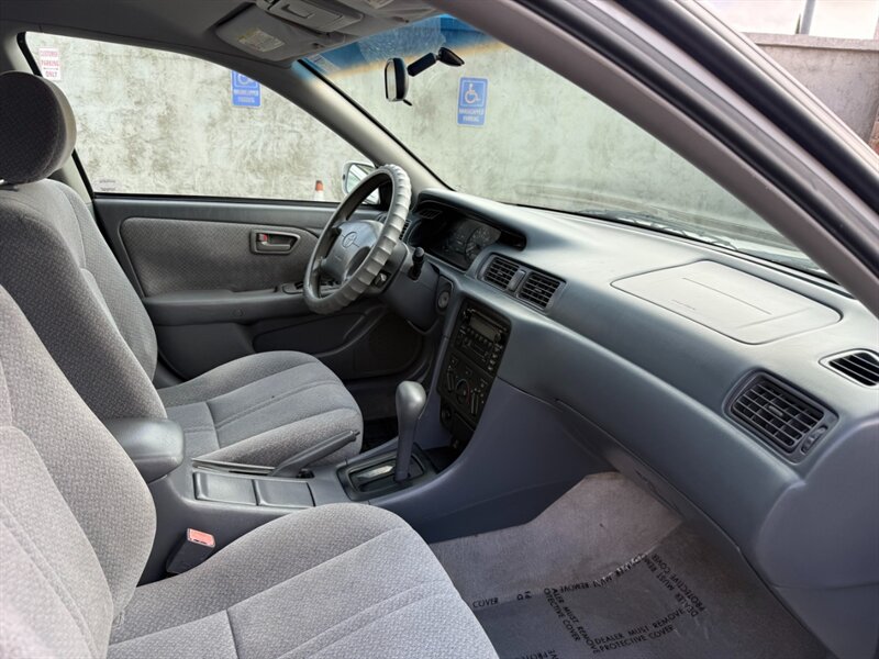2000 Toyota Camry LE - Photo 13 - Canyon Country, CA 91351