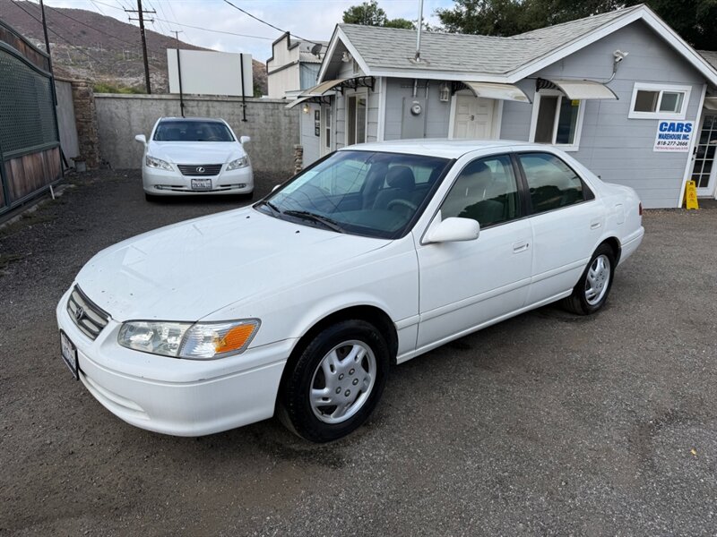 2000 Toyota Camry LE - Photo 2 - Canyon Country, CA 91351