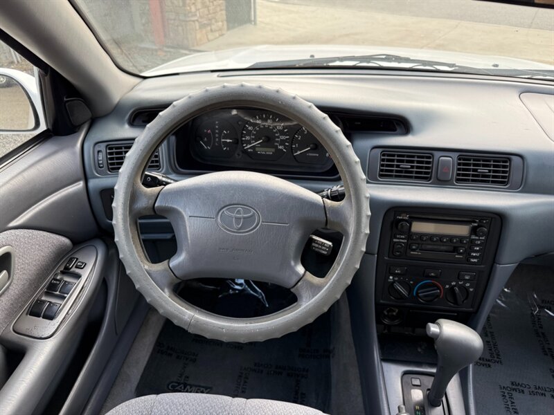 2000 Toyota Camry LE - Photo 22 - Canyon Country, CA 91351