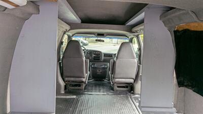 2001 GMC Savana G2500   - Photo 46 - Canyon Country, CA 91351