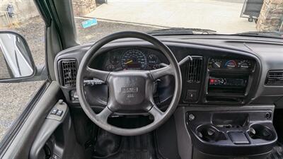 2001 GMC Savana G2500   - Photo 33 - Canyon Country, CA 91351