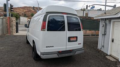 2001 GMC Savana G2500   - Photo 11 - Canyon Country, CA 91351