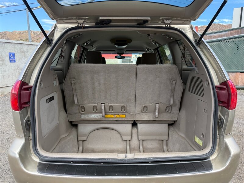 2004 Toyota Sienna LE 7 Passenger - Photo 19 - Canyon Country, CA 91351
