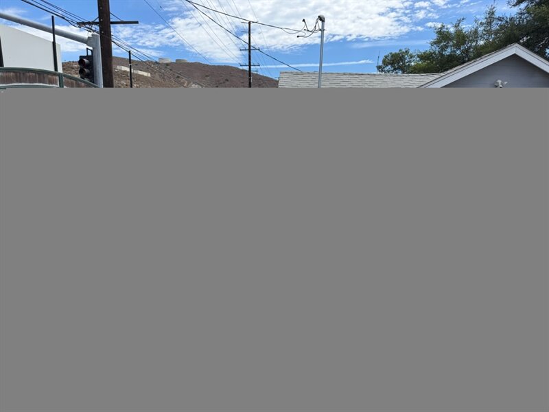 2004 Toyota Sienna LE 7 Passenger - Photo 3 - Canyon Country, CA 91351