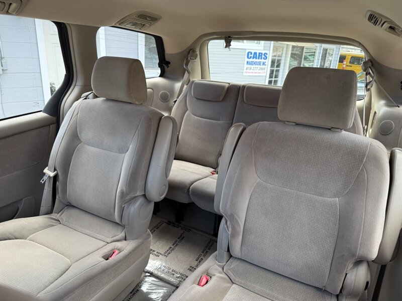 2004 Toyota Sienna LE 7 Passenger - Photo 18 - Canyon Country, CA 91351