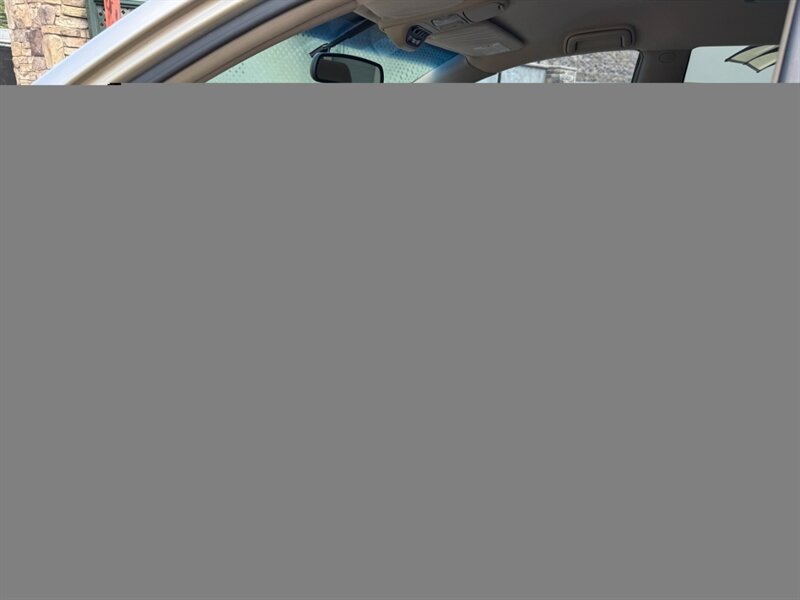 2004 Toyota Sienna LE 7 Passenger - Photo 13 - Canyon Country, CA 91351