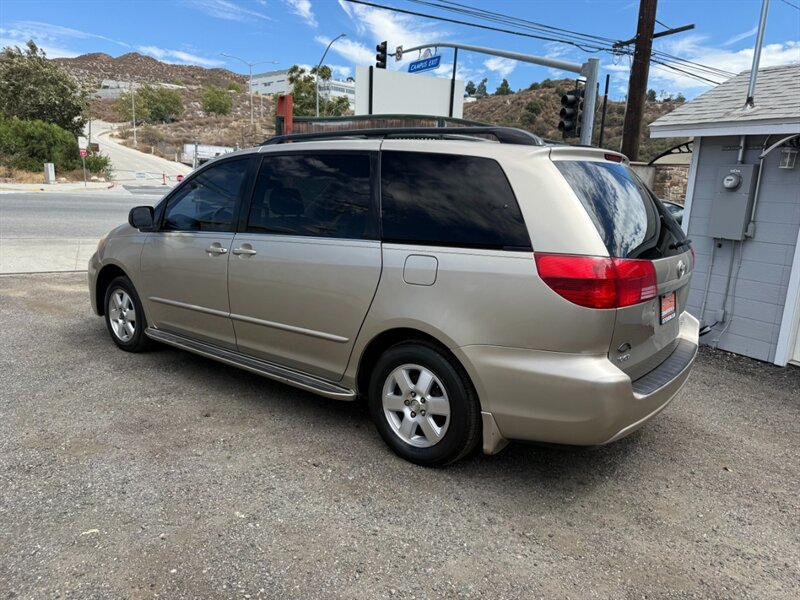2004 Toyota Sienna LE 7 Passenger - Photo 5 - Canyon Country, CA 91351