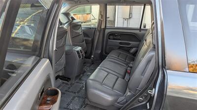 2006 Honda Pilot EX-L w/Navi EX-L w/Navi 4dr SUV   - Photo 29 - Canyon Country, CA 91351